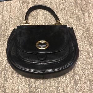 Small Michael kors bag. Bag is 11x9x4. Super cute!